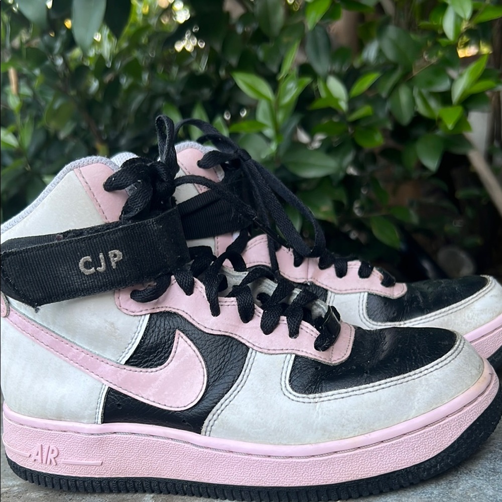 Air Jordan Nike Air Force 1 Retro OG High-Top Sneakers in Black and Pink